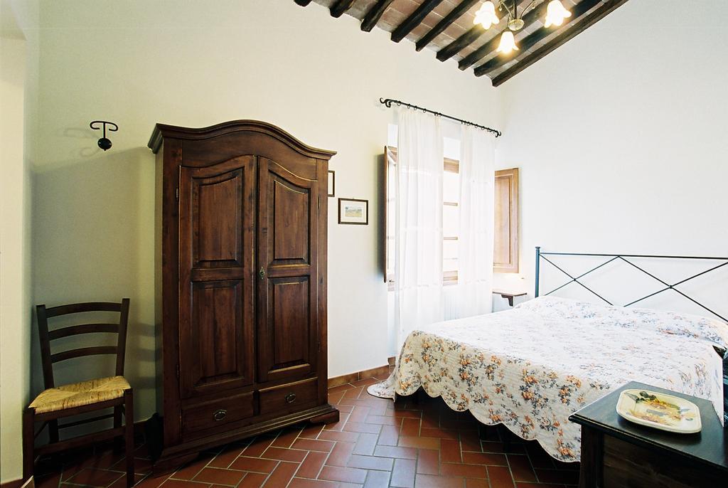 Camere Zimmer Rooms San Francesco Buti Eksteriør billede
